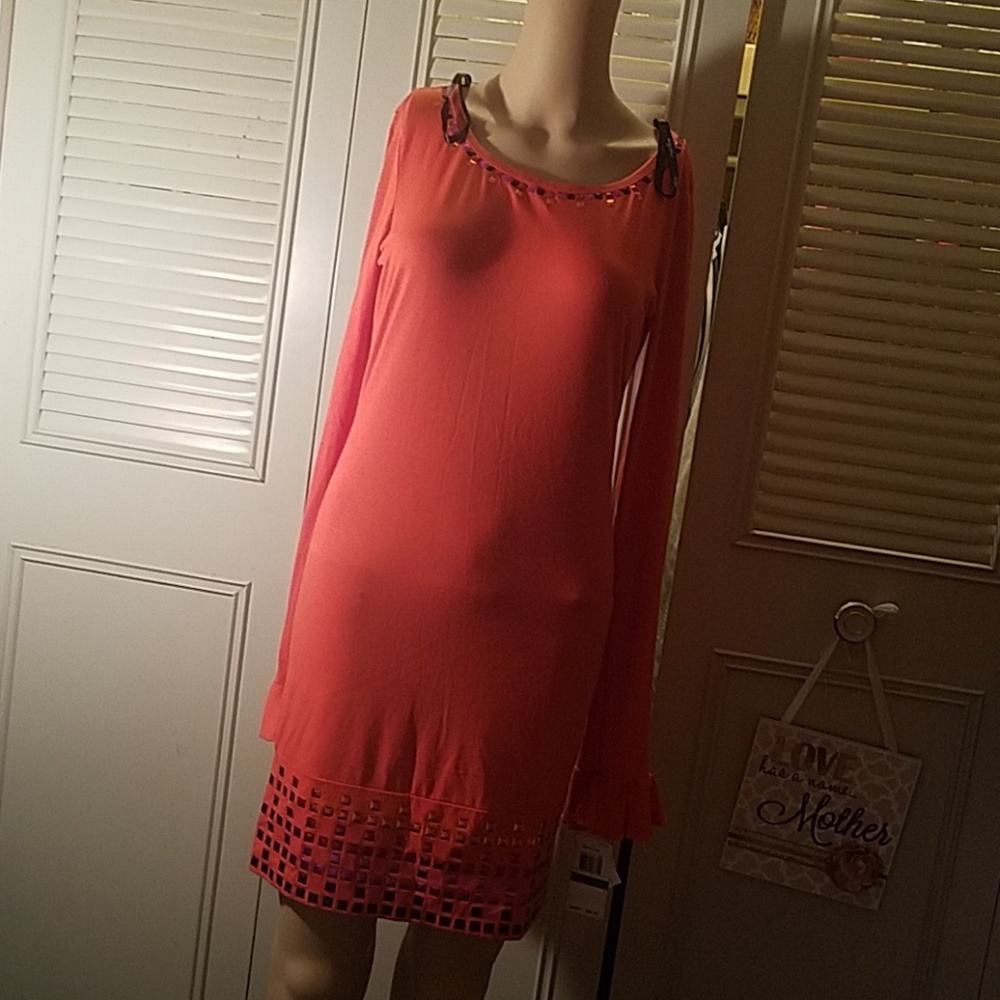 Women's clothing